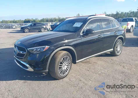 2024 Mercedes-Benz Glc 300 4Matic Suv z USA, uszkodzony, nr VIN W1NKM4HB6RF147369